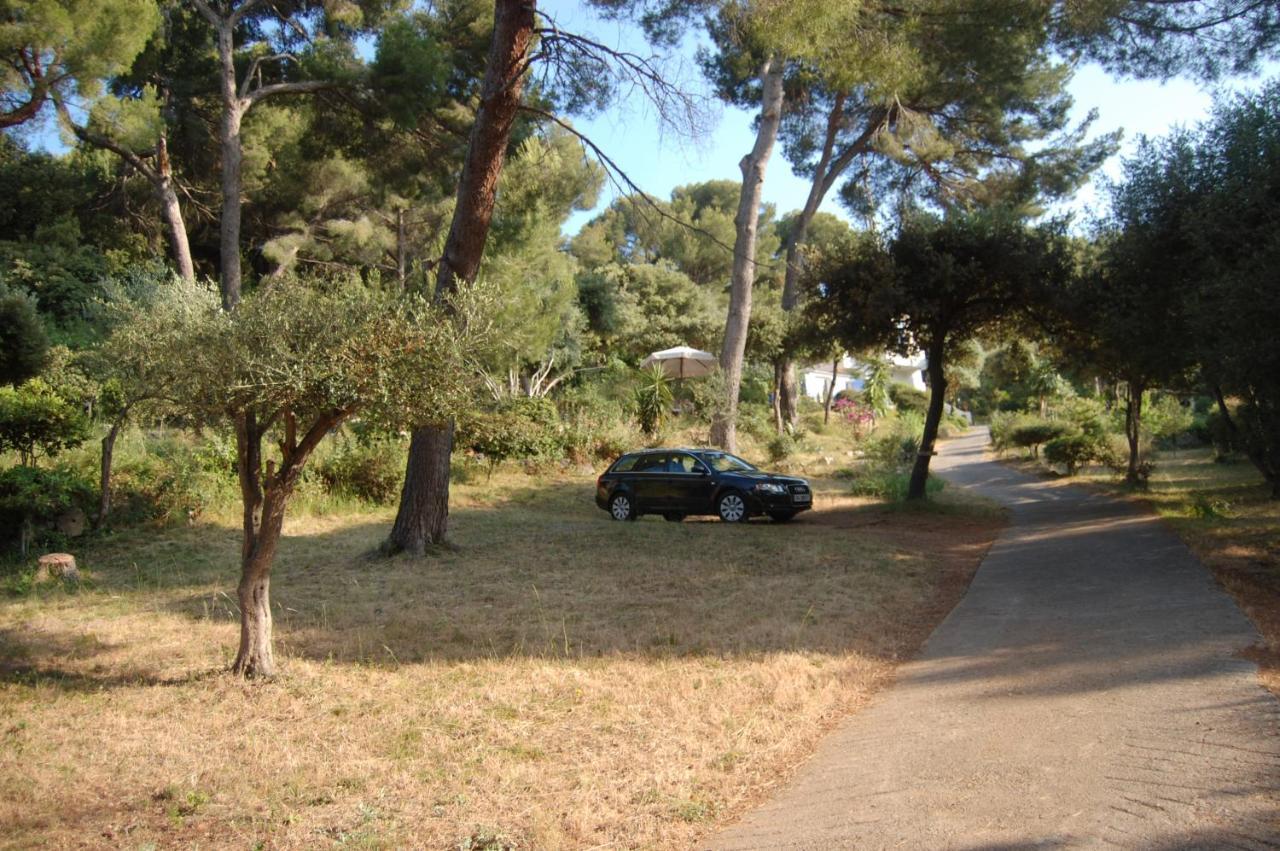 Magnifique "Gite De La Garoupe" Au Cap D'Antibes A 300M Des Plages Bagian luar foto